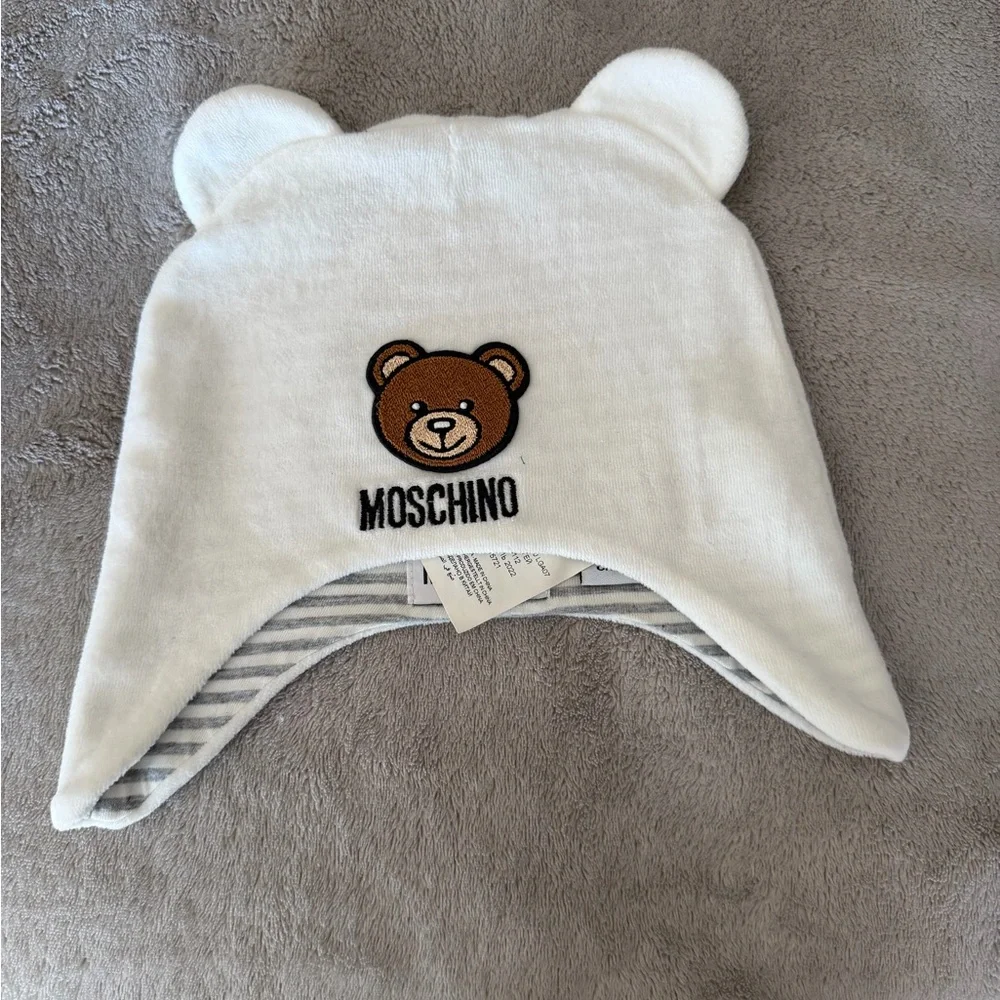 Moschino White Bear Embroidered Kids Hat